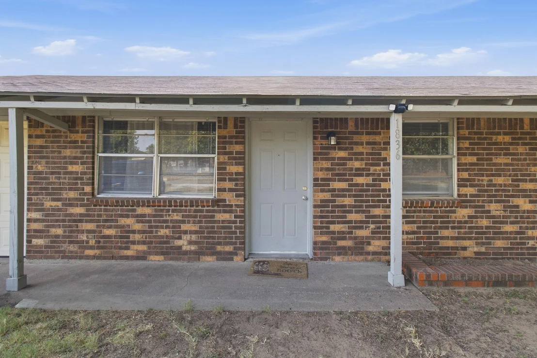 Photo of 1836 Coral Road
