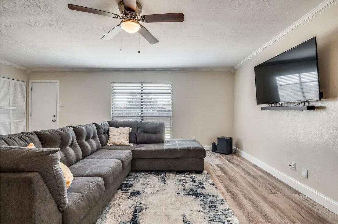 Photo of 10222 Red Maple Drive