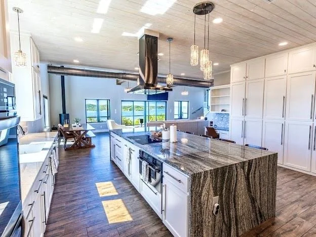 Photo of 4468 Chapel Road