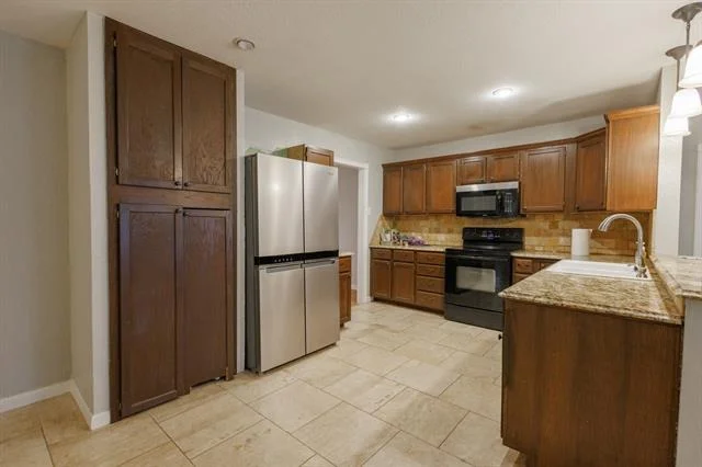 Photo of 2033 Highland Avenue