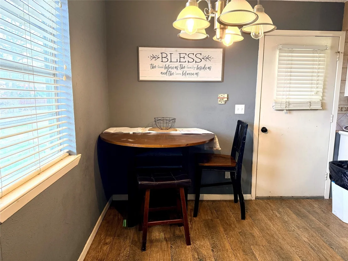 Photo of 1412 Sunset Drive