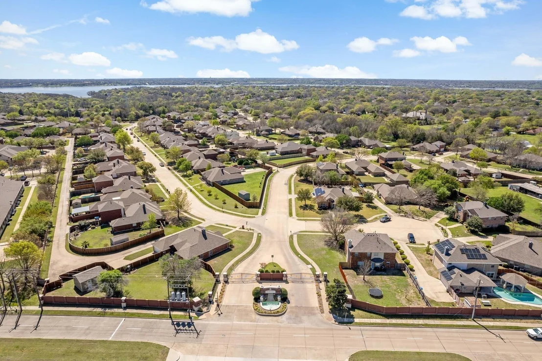 Photo of 3509 Mistletoe Lane