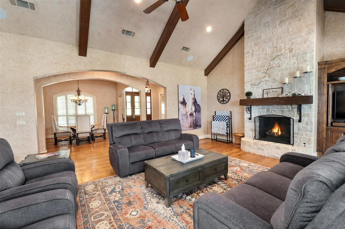 Photo of 229 Lakeside Drive