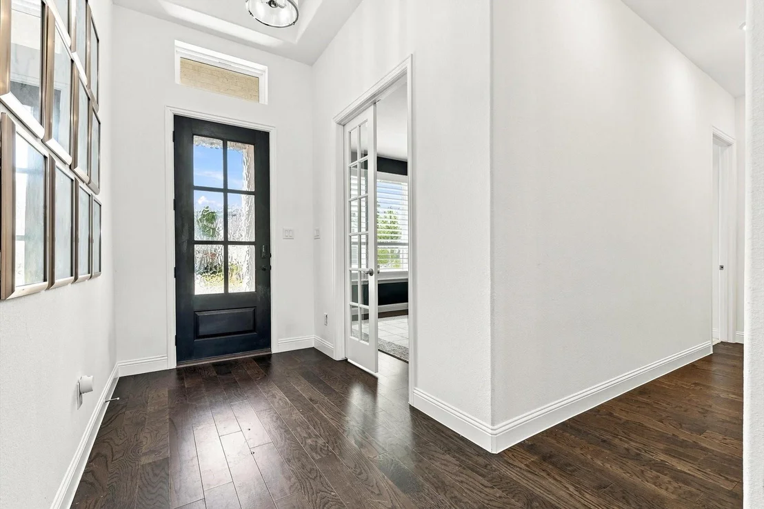 Photo of 7122 Doe Creek Lane