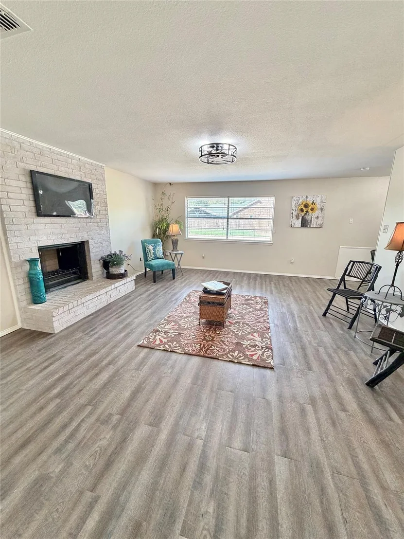 Photo of 101 Diane Drive