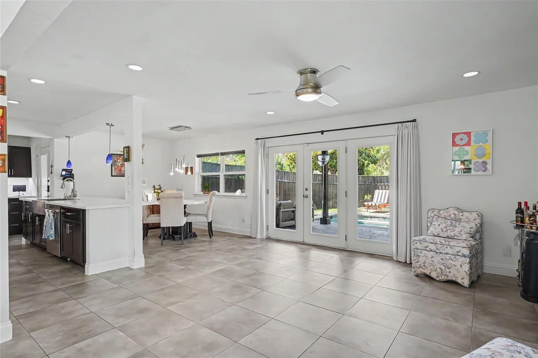 Photo of 1605 Blake Drive