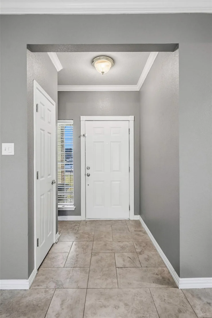 Photo of 607 Meadowbrook Drive