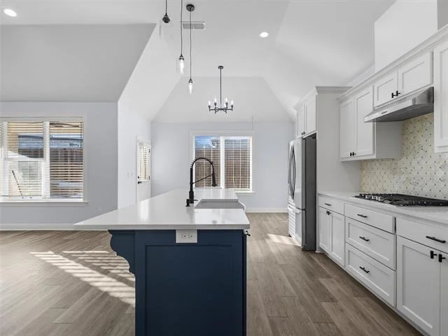 Photo of 1006 Windy Ridge Drive