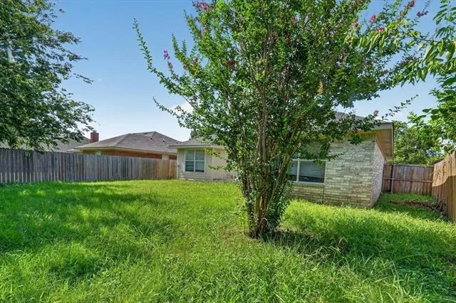 Photo of 1414 Aviary Drive