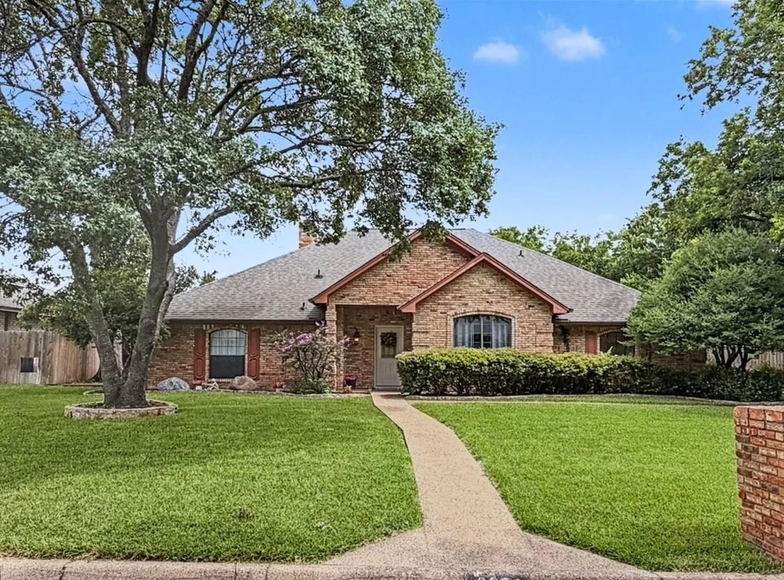 Photo of 3658 Snow Creek Drive