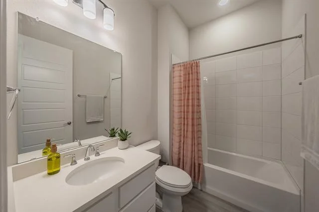 Photo of 1598 Wintergreen Court