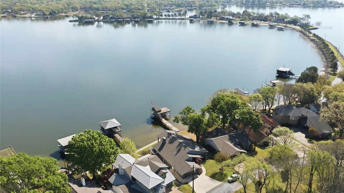 Photo of 648 Enchanted Isles Drive