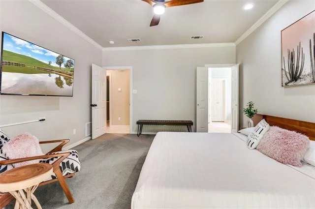 Photo of 9727 Vinewood Drive