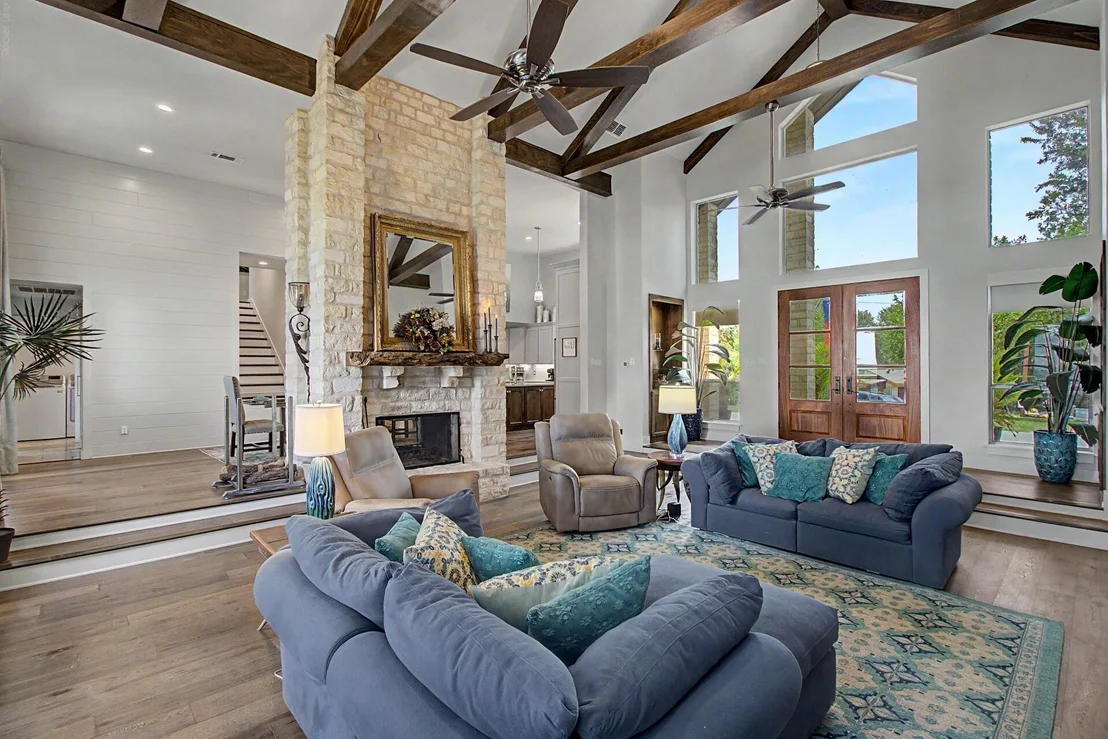 Photo of 131 Live Oak Drive