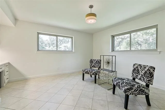 Photo of 7431 Larchview