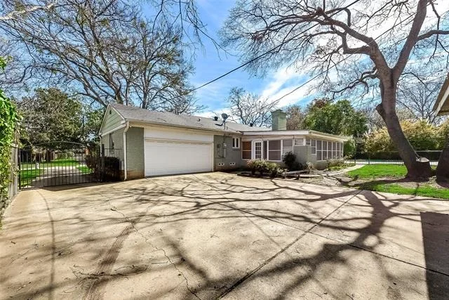 Photo of 10509 Gooding Drive