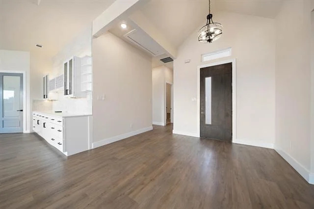 Photo of 19071 White Bluff Drive