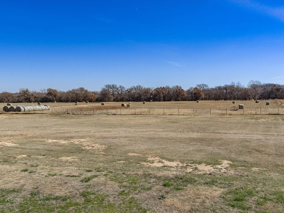 Photo of 19901 S Highway 281