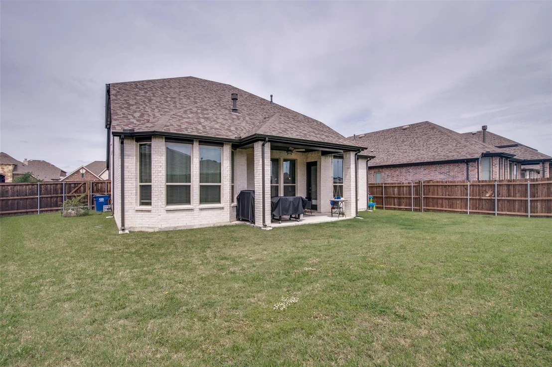 Photo of 1549 Sugarberry Drive