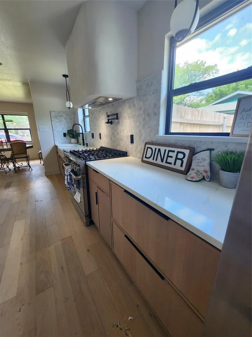 Photo of 2908 Washington Street