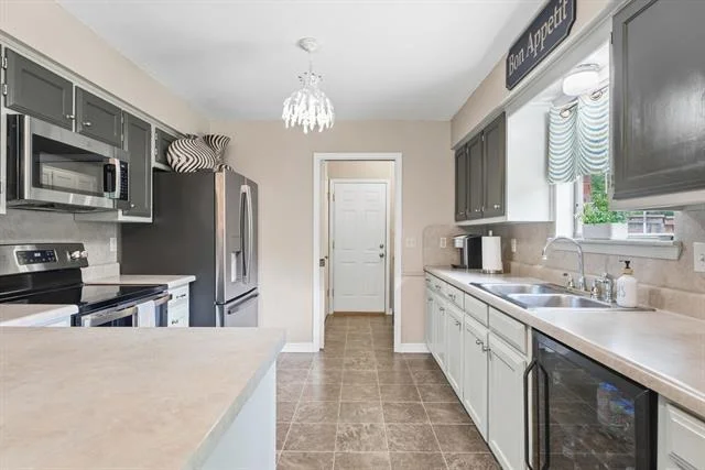 Photo of 19122 Pinedale Circle