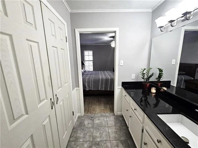 Photo of 804 Crestline Drive