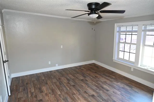 Photo of 718 Caladium Drive