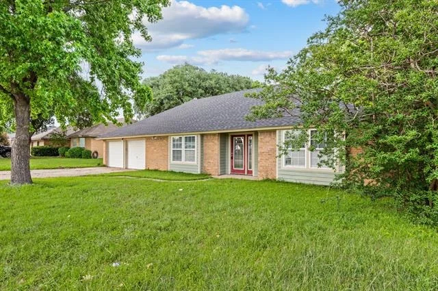 Photo of 204 Overcrest Drive