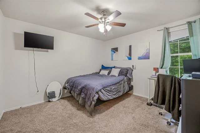 Photo of 16617 Woodside Drive