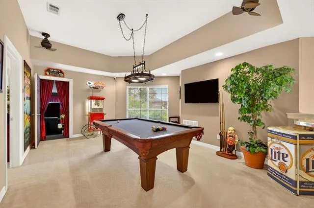 Photo of 405 Wellington Road