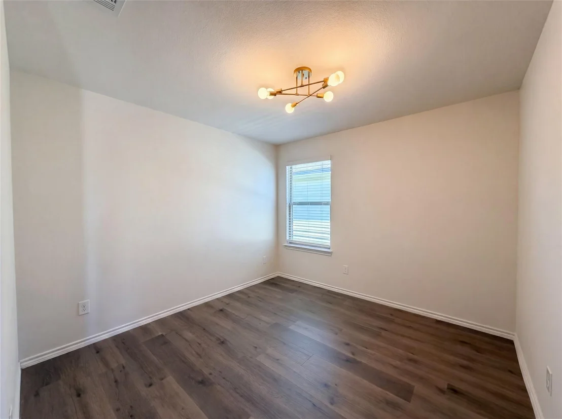Photo of 6424 Waterfall Lane