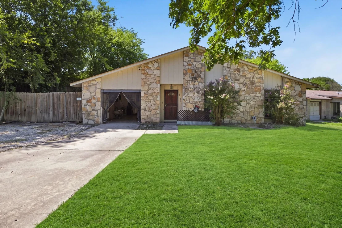 Photo of 12101 Wilderness Trail
