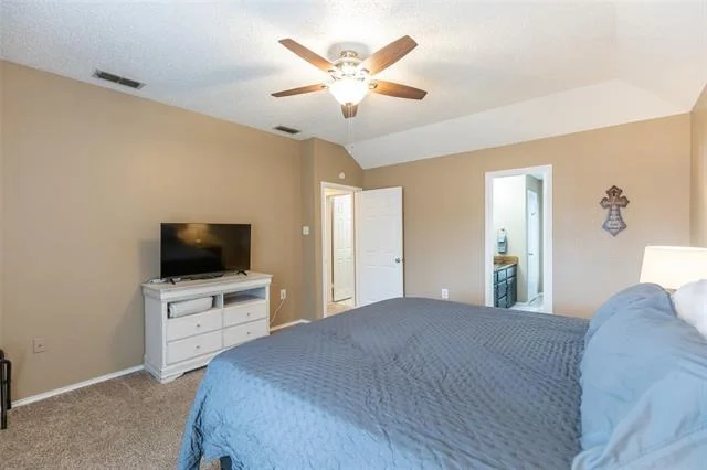 Photo of 1550 Friars Street