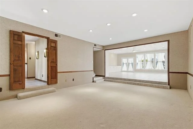 Photo of 1218 Stratford Drive