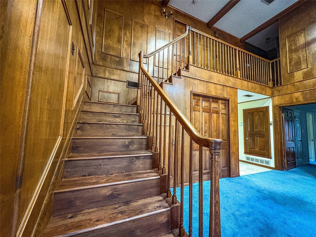 Photo of 802 Circle Drive