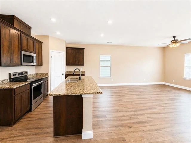 Photo of 124 Canales Circle