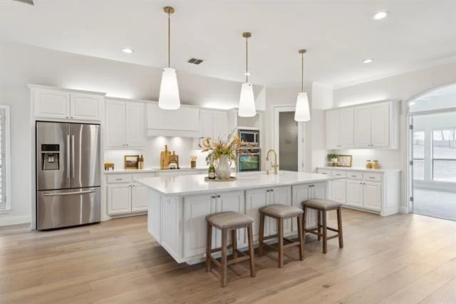 Photo of 5829 Lakeside Drive