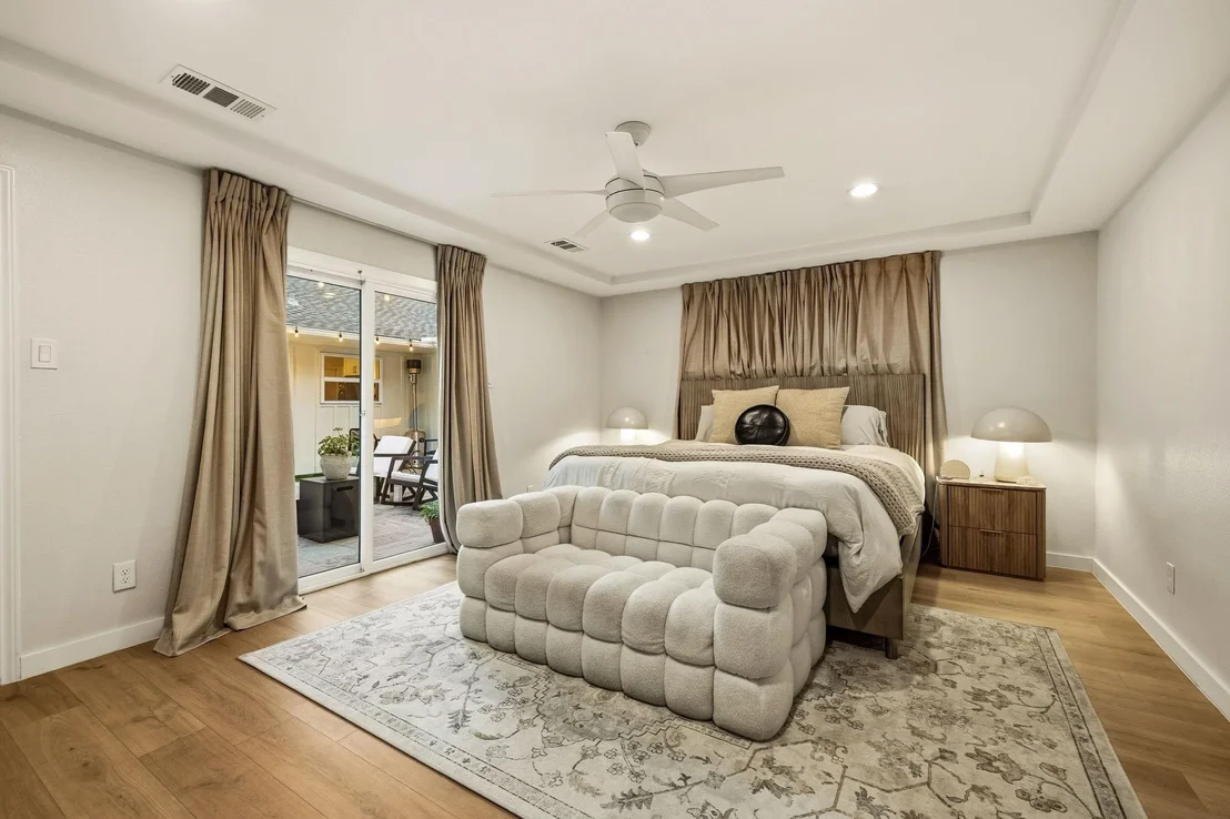 Photo of 7429 Tangleglen Drive