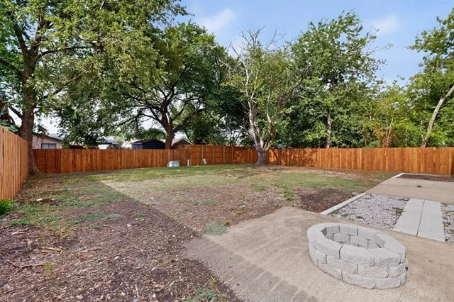 Photo of 1402 Shelmar Drive