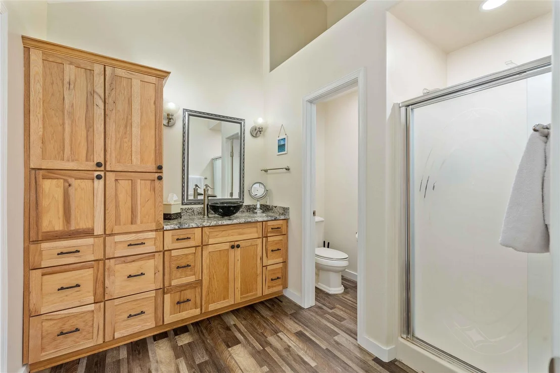 Photo of 201 Cove Circle