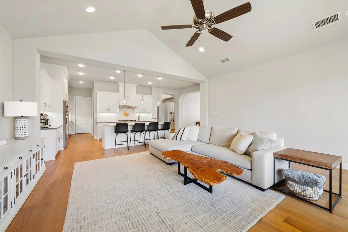 Photo of 1116 Broadmoor Way