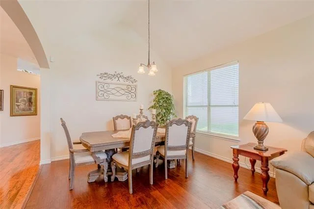 Photo of 5305 Summit Knoll Trail