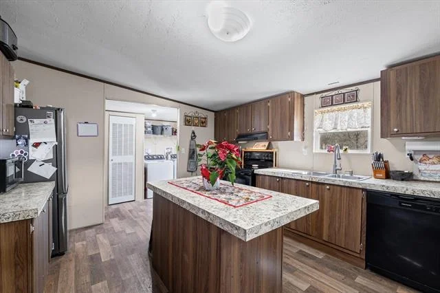 Photo of 1639 Elm Lake Road