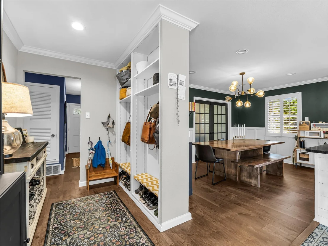 Photo of 1007 Melrose Drive