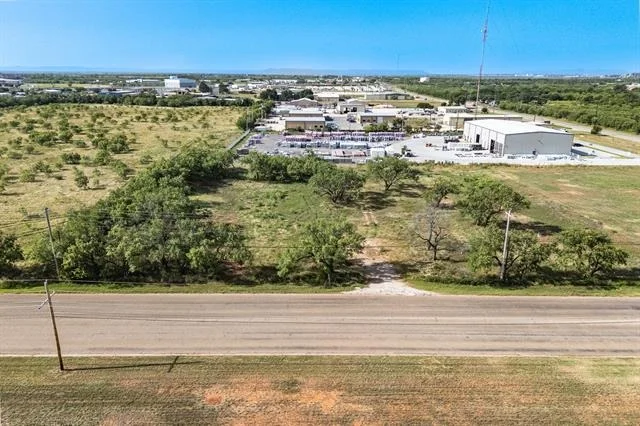 Photo of 149 E Industrial Boulevard