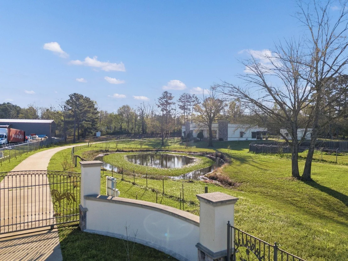 Photo of 1011 Cotten Road