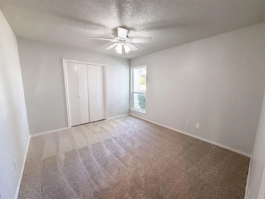 Photo of 1208 Hillcrest Drive