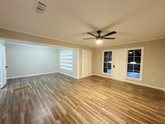 Photo of 302 W Highland Avenue
