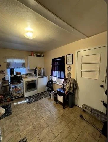 Photo of 2125 Oakland Drive
