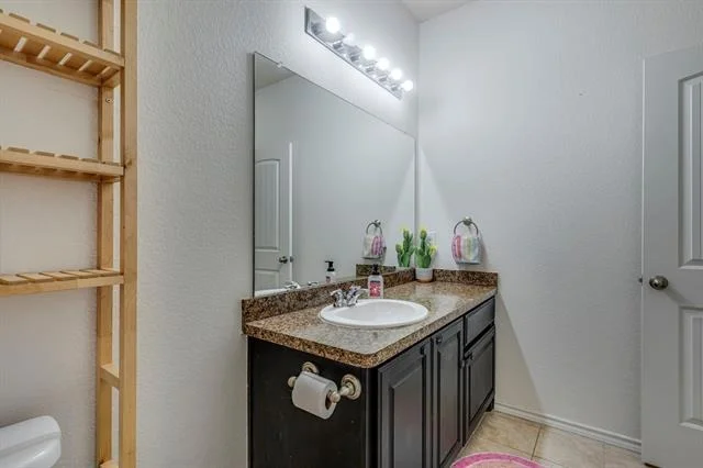 Photo of 616 Cameron Way